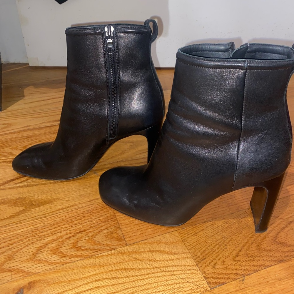 Rag and Bone Ellis (Chelsea Heeled) Boot! Used but in good condition!